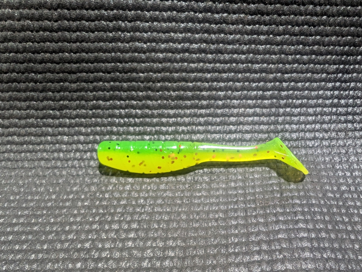 3.5" Mighty Mullet paddle tail 6-pack "Brussels Trout"