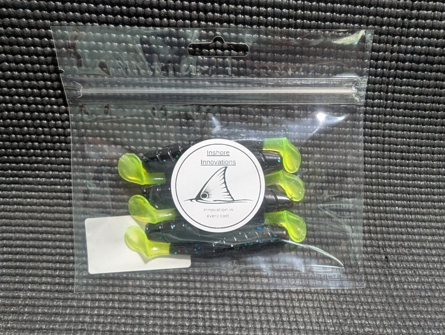 3.5" Mighty Mullet paddle tail 6-pack "Firework"